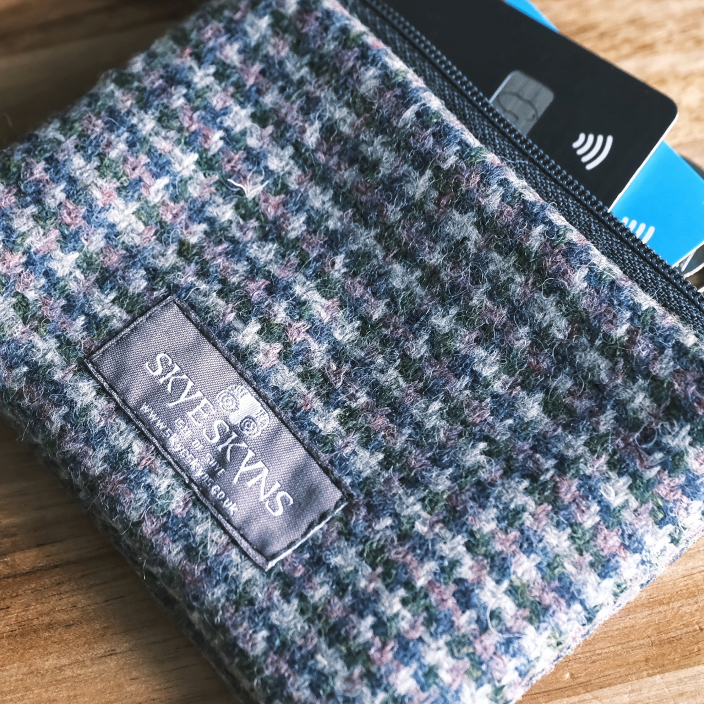 Skye Tweed Card Purse in Heather or Grey