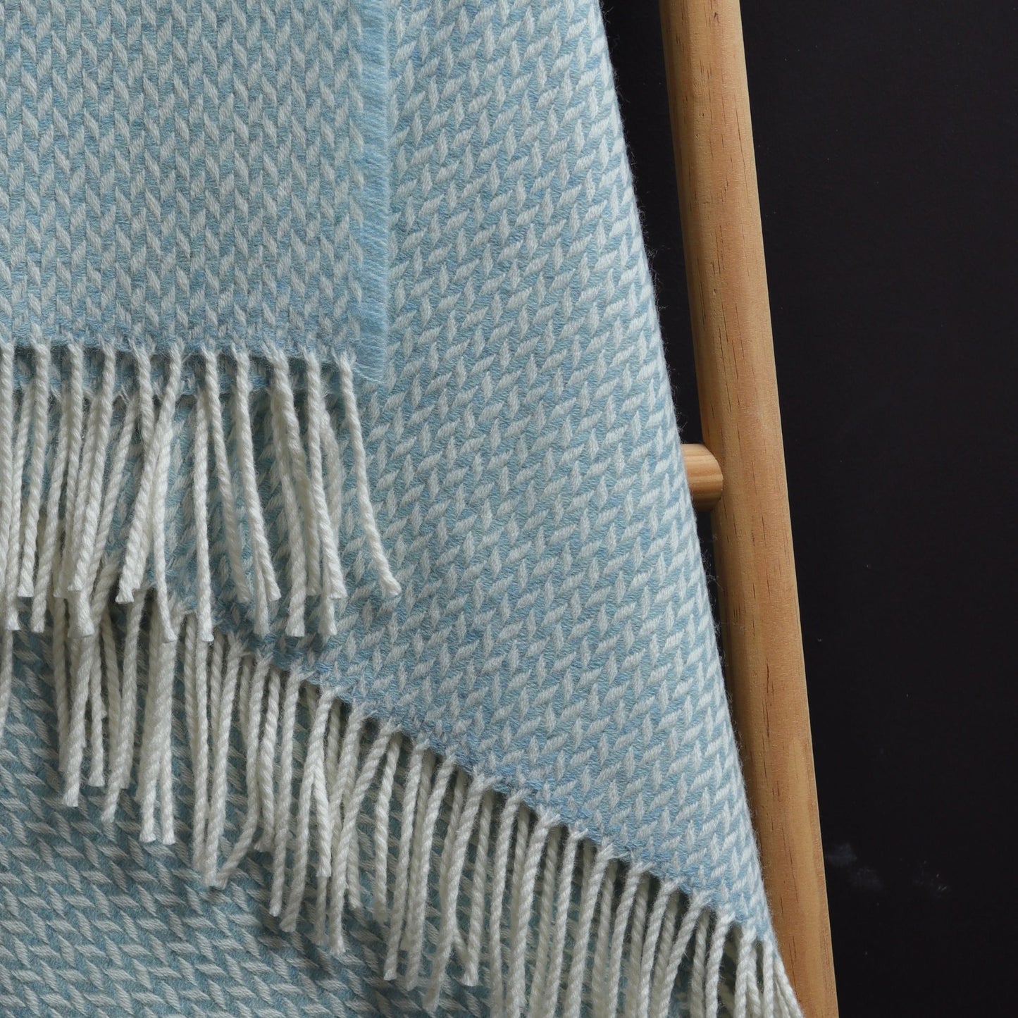 BALINTYRE AQUAMARINE WOOL THROW