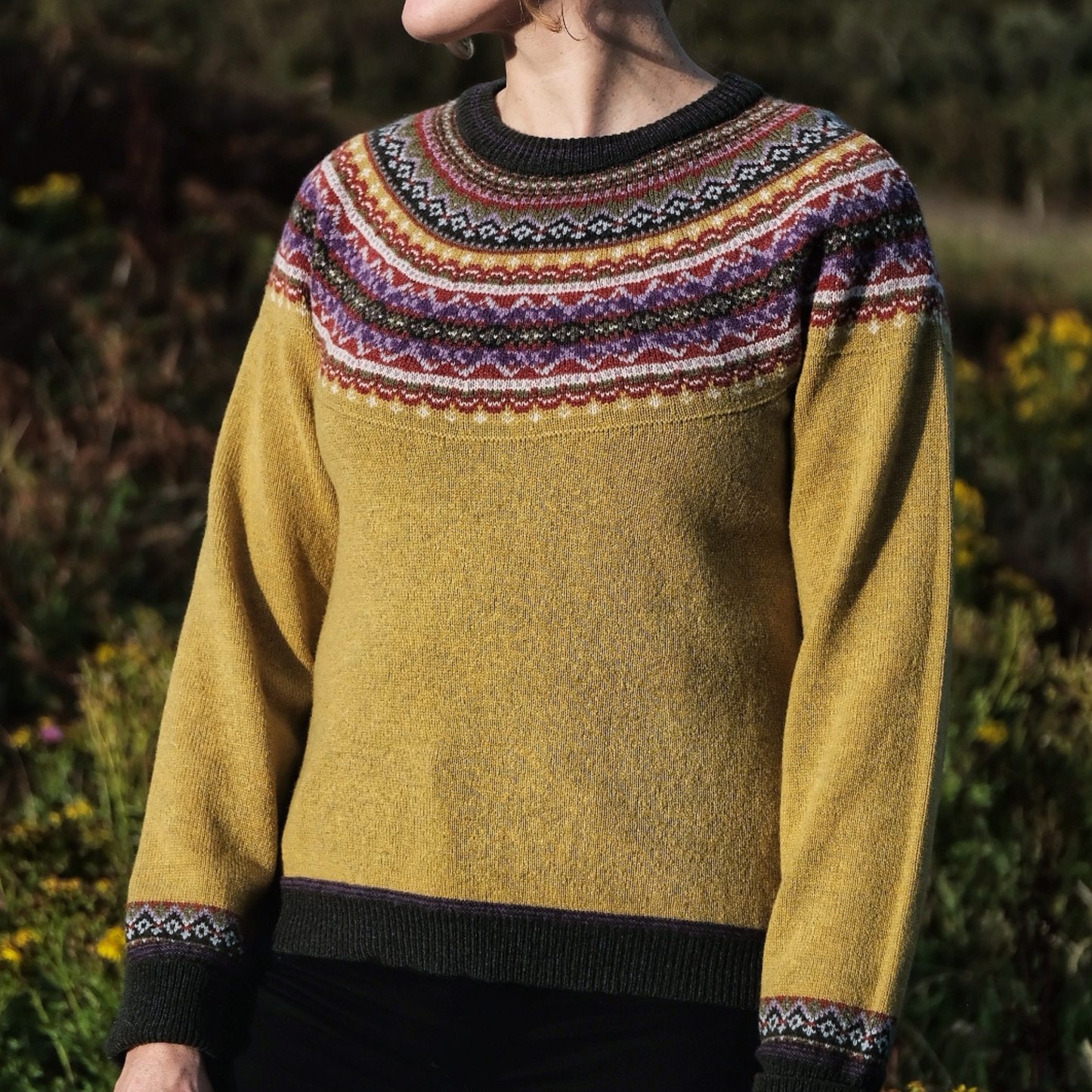 ERIBÉ Knitwear Scotland Ladies Findhorn Lambswool Fairisle Crew Neck Sweater