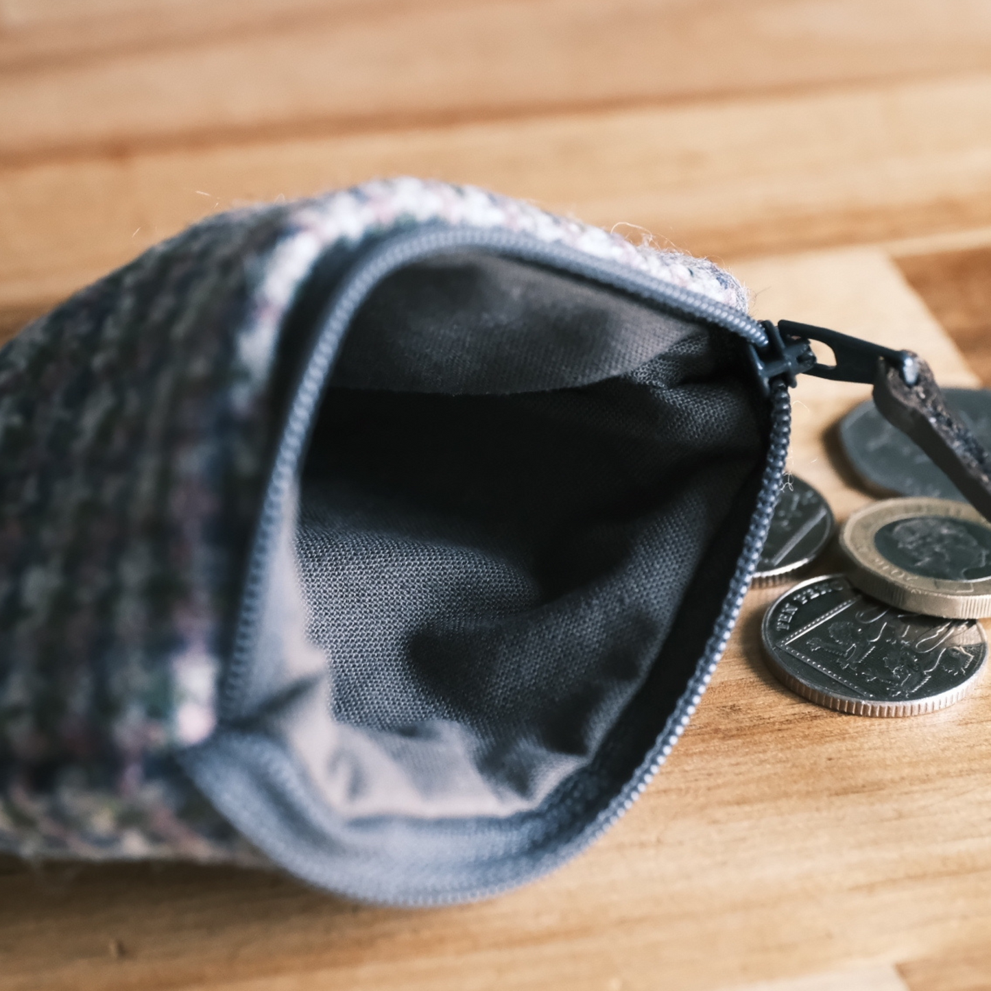 Skye Tweed Card Purse in Heather or Grey
