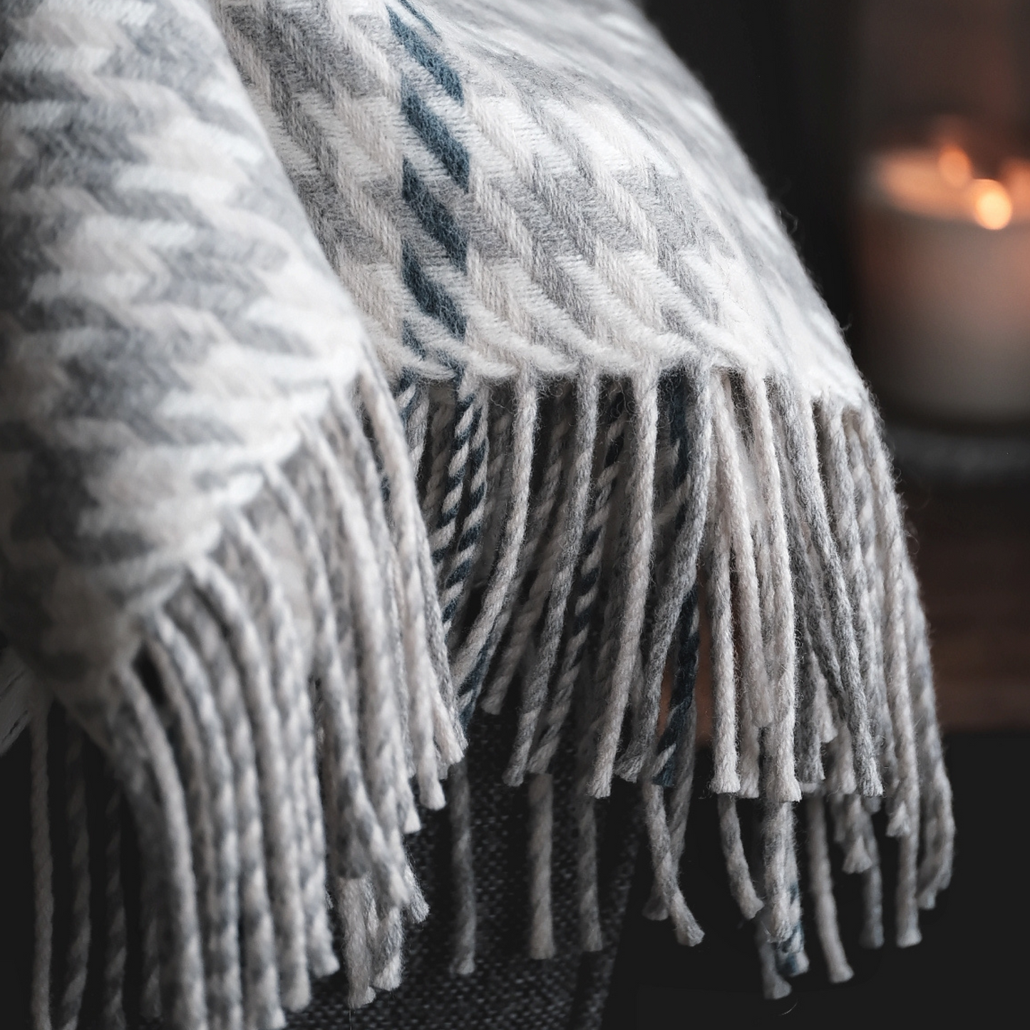 CARROGLEN SILVER WOOL THROW
