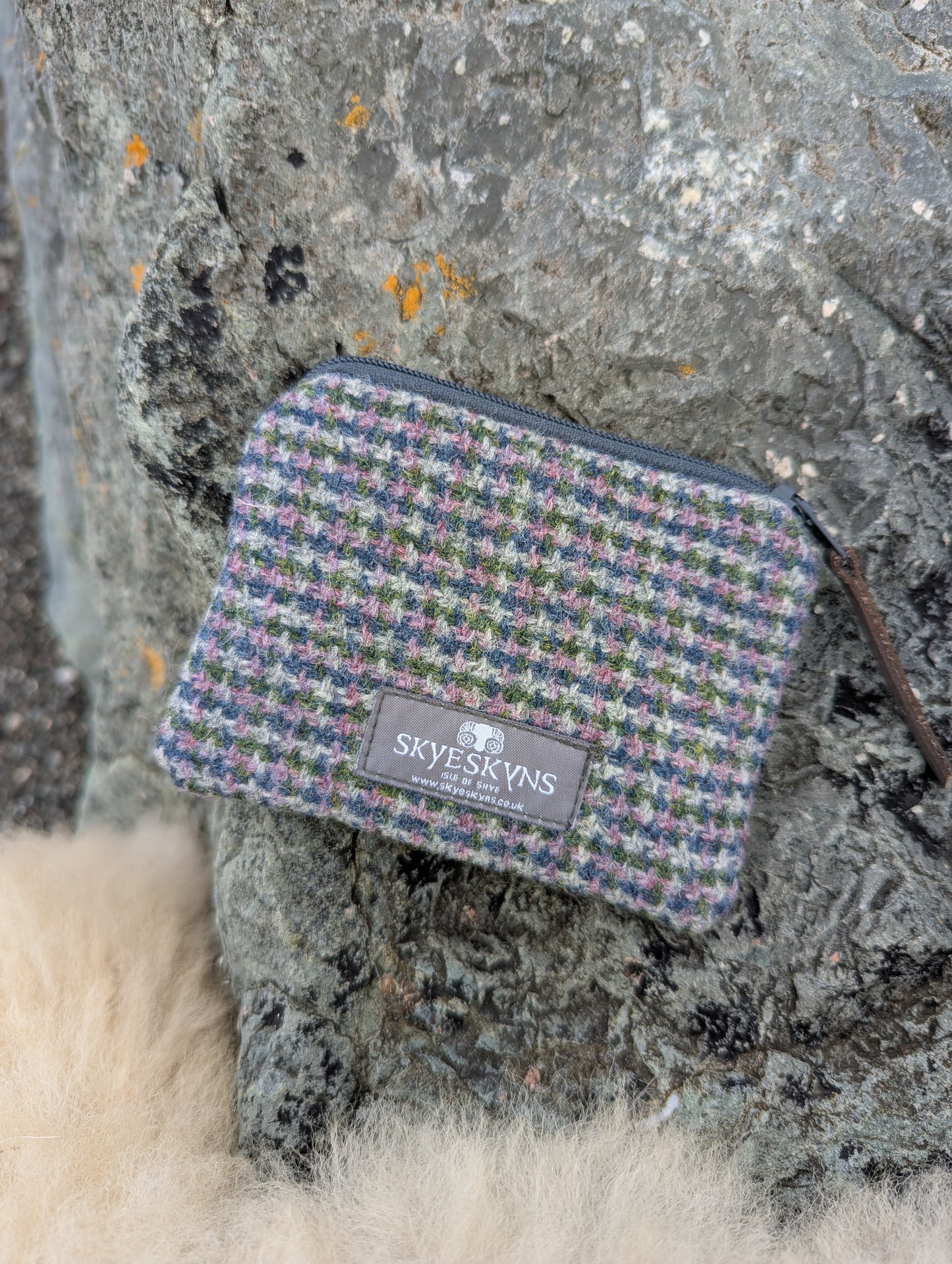 Skye Tweed Card Purse in Heather or Grey