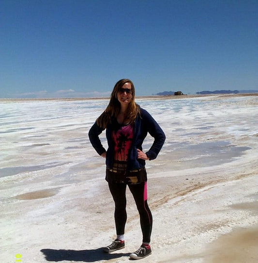 Nikki in Bolivia, skyeskyns