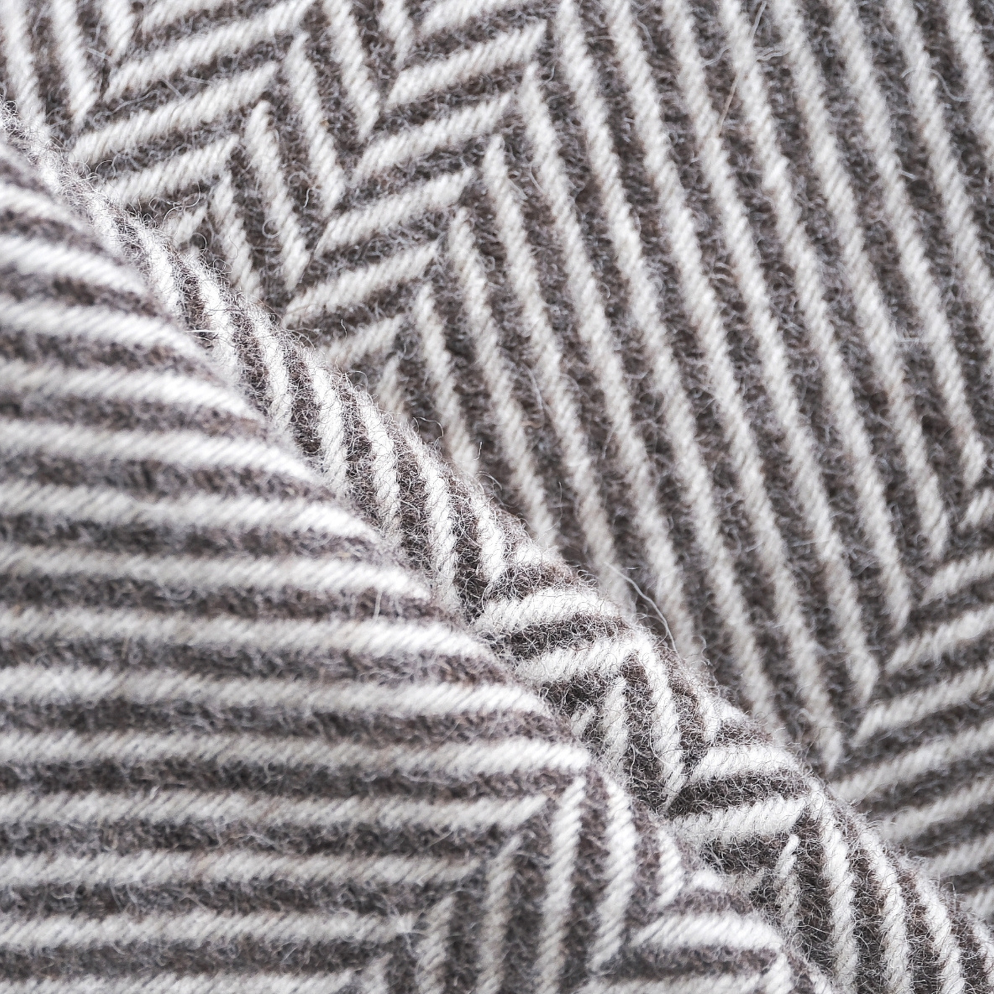 Jacob Classic Blanket in Brown