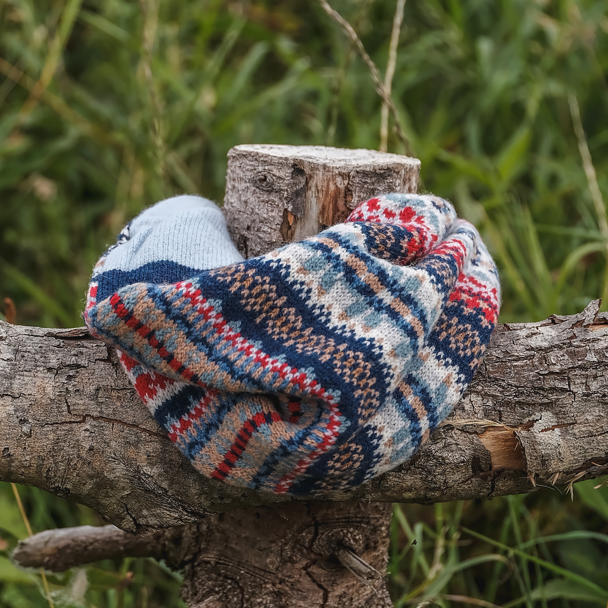 Stobo Snood in Navy Reflection