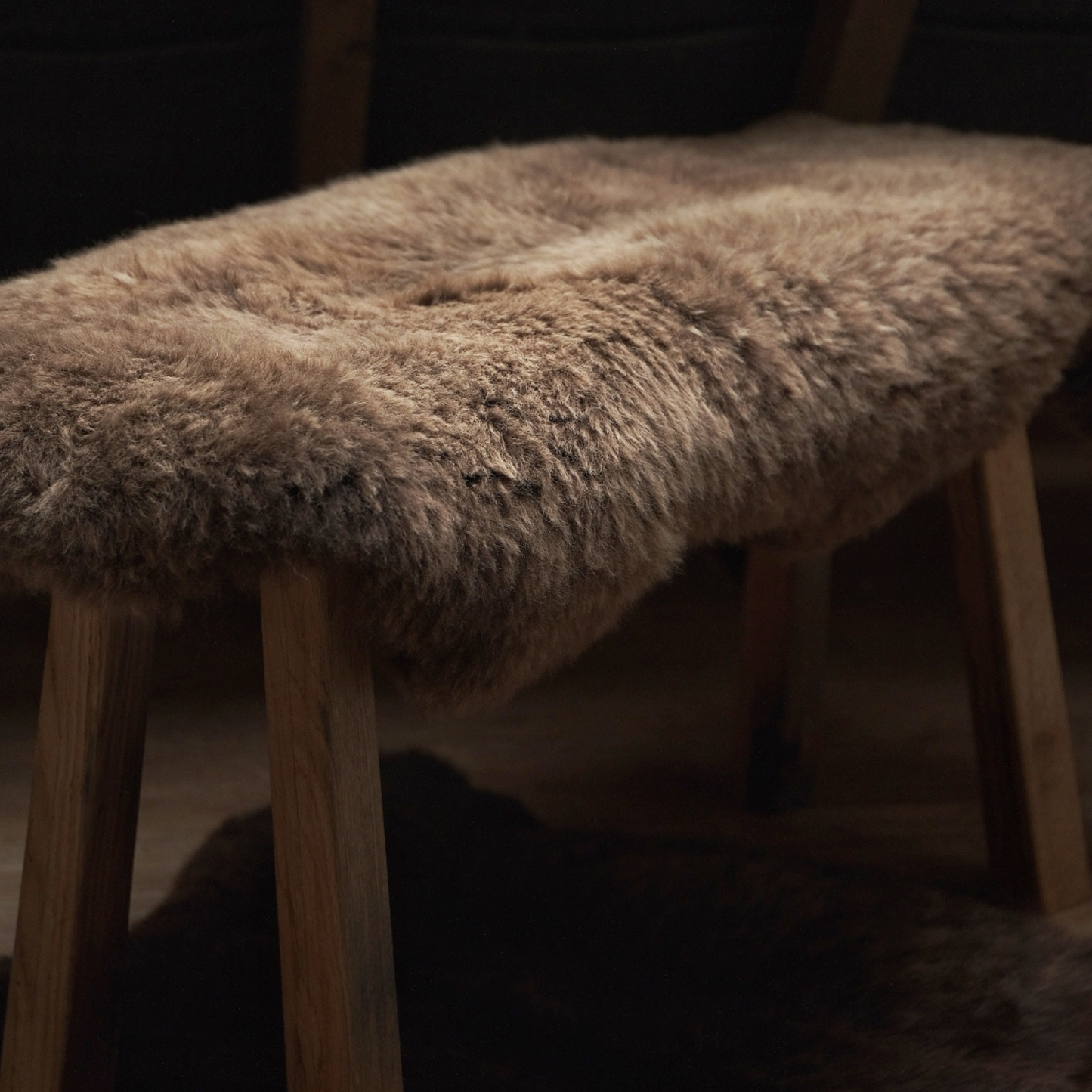 MIMOSA HIGHLAND LARGE BROWN SHEEPSKIN RUG