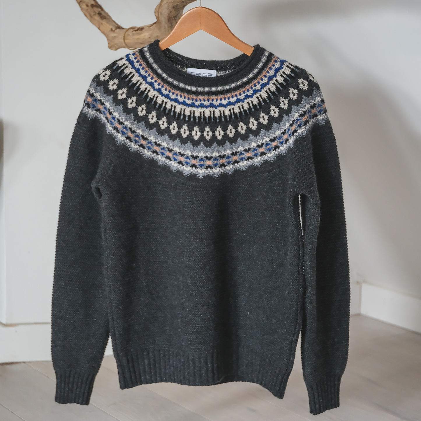 Stoneybrek Sweater in Aries