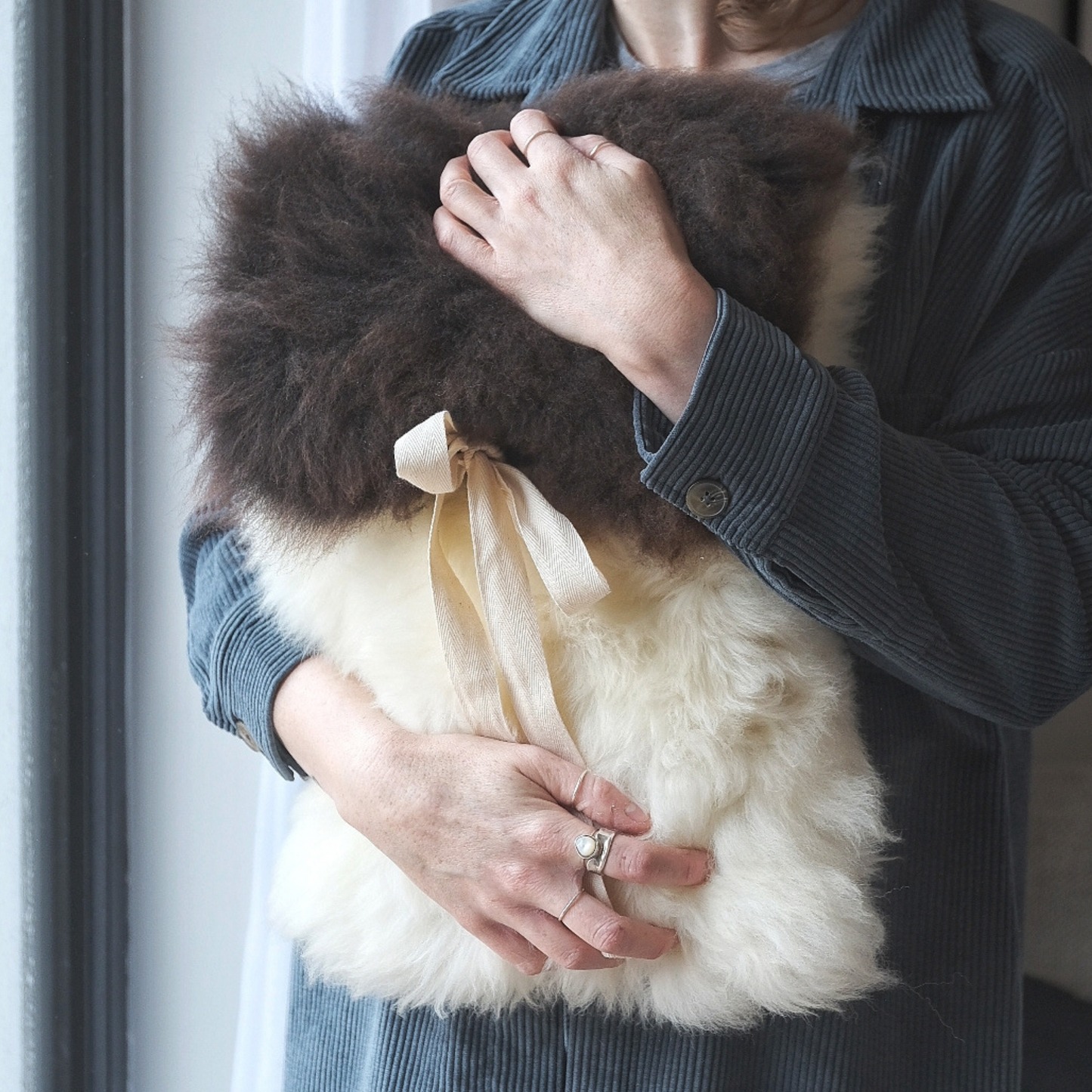 Large Sheepskin Snuggle in White with Brown Lid