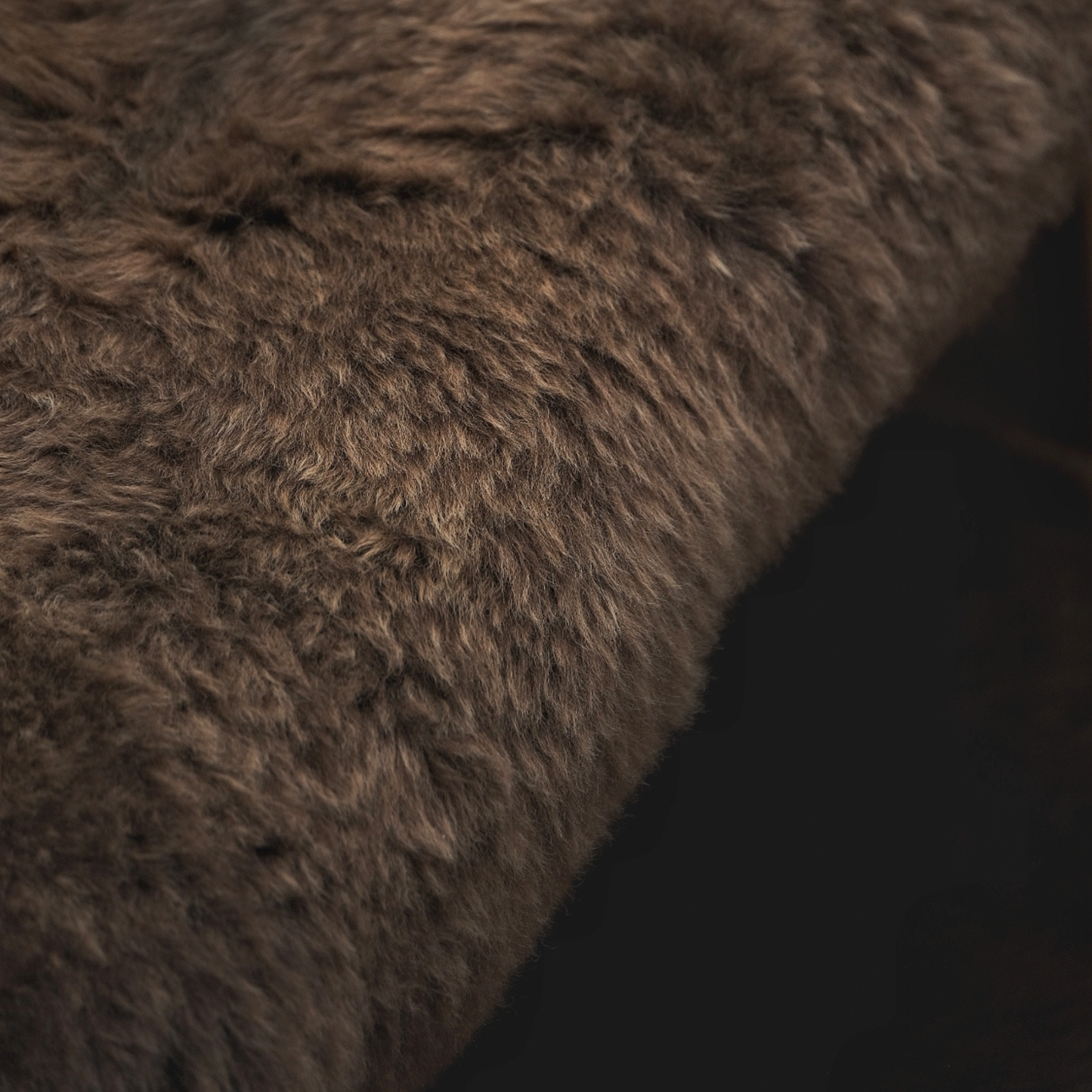 MIMOSA HIGHLAND LARGE BROWN SHEEPSKIN RUG