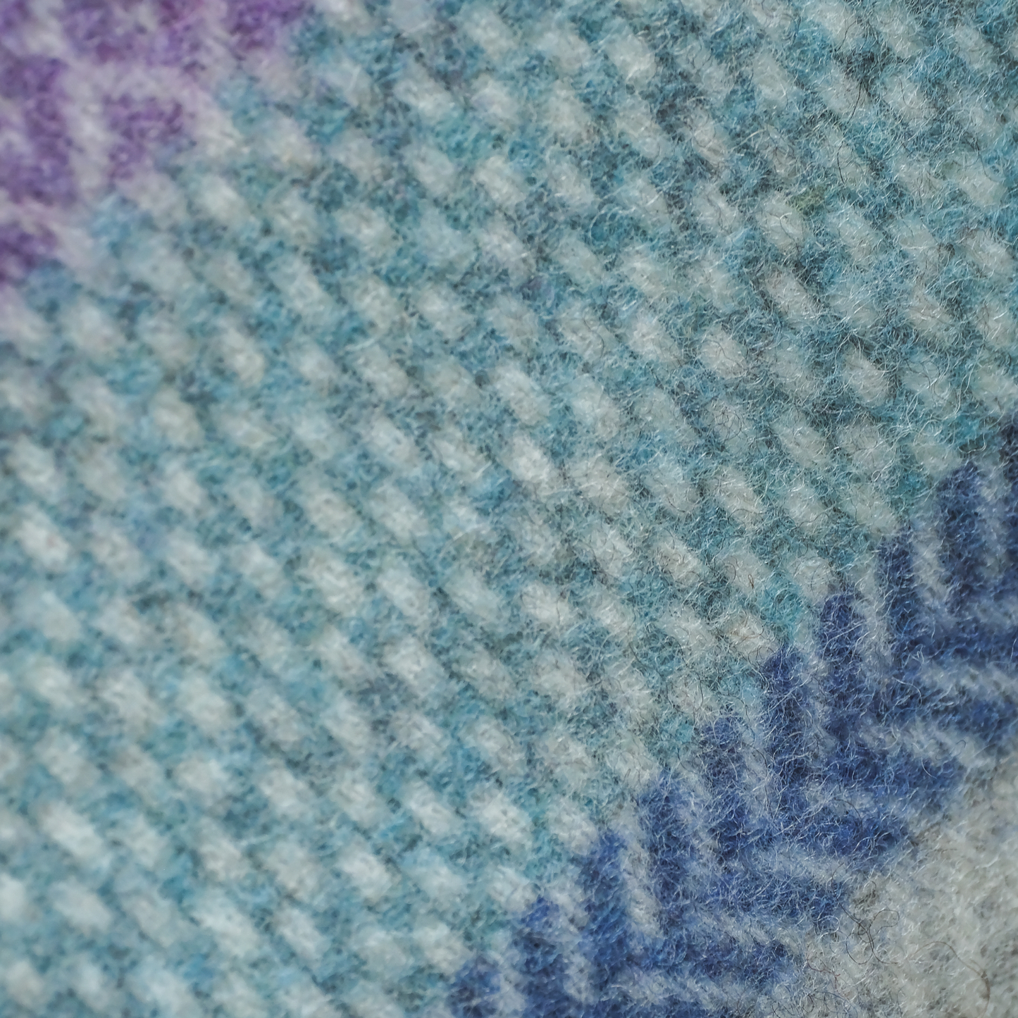 Croftmore Throw in Heather