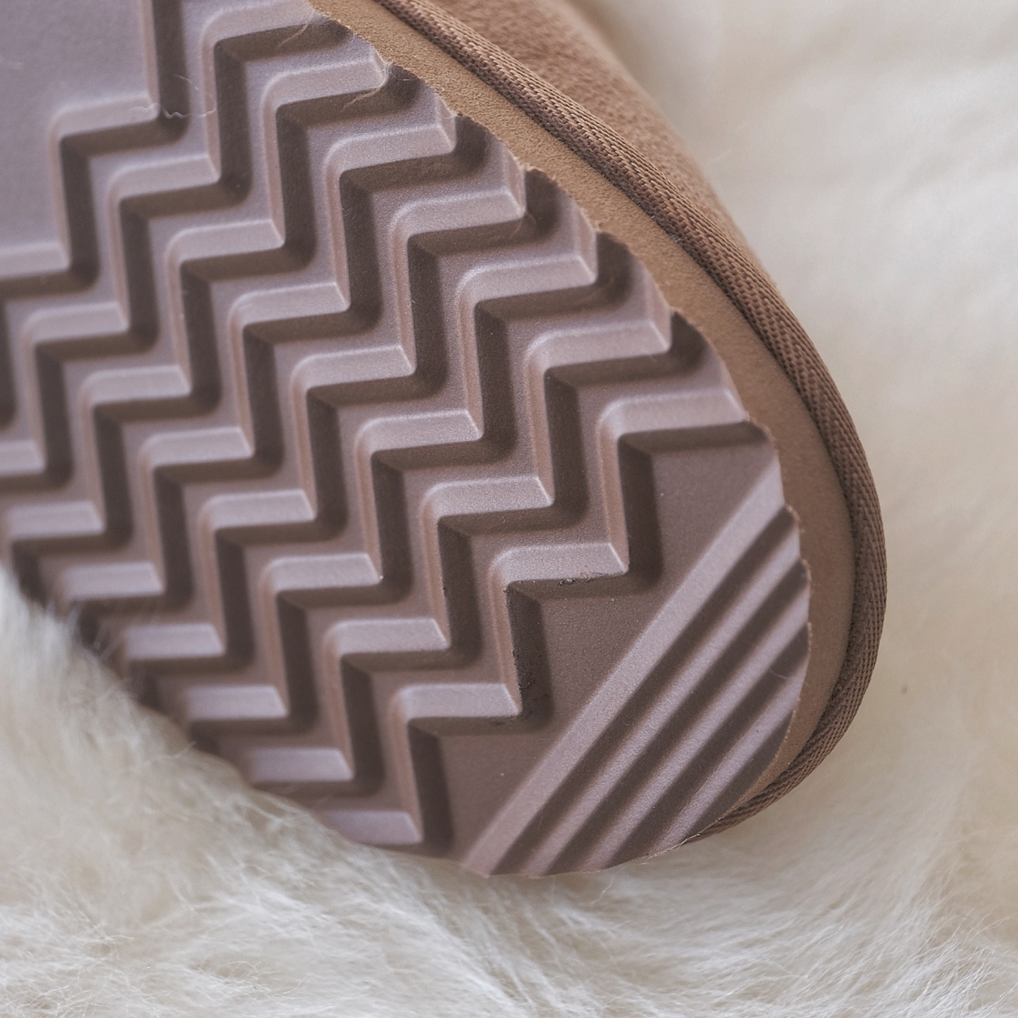 SHEEPSKIN MULE SLIPPERS CHESTNUT (UK 4-8)