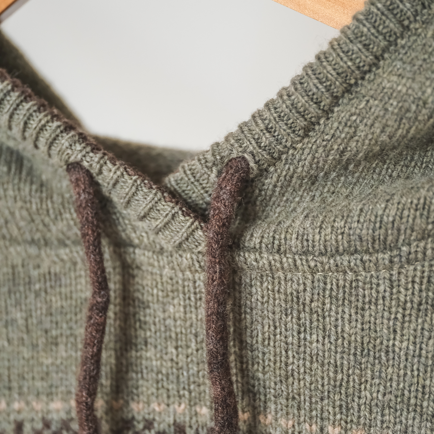 Kinross Hoody in Agate