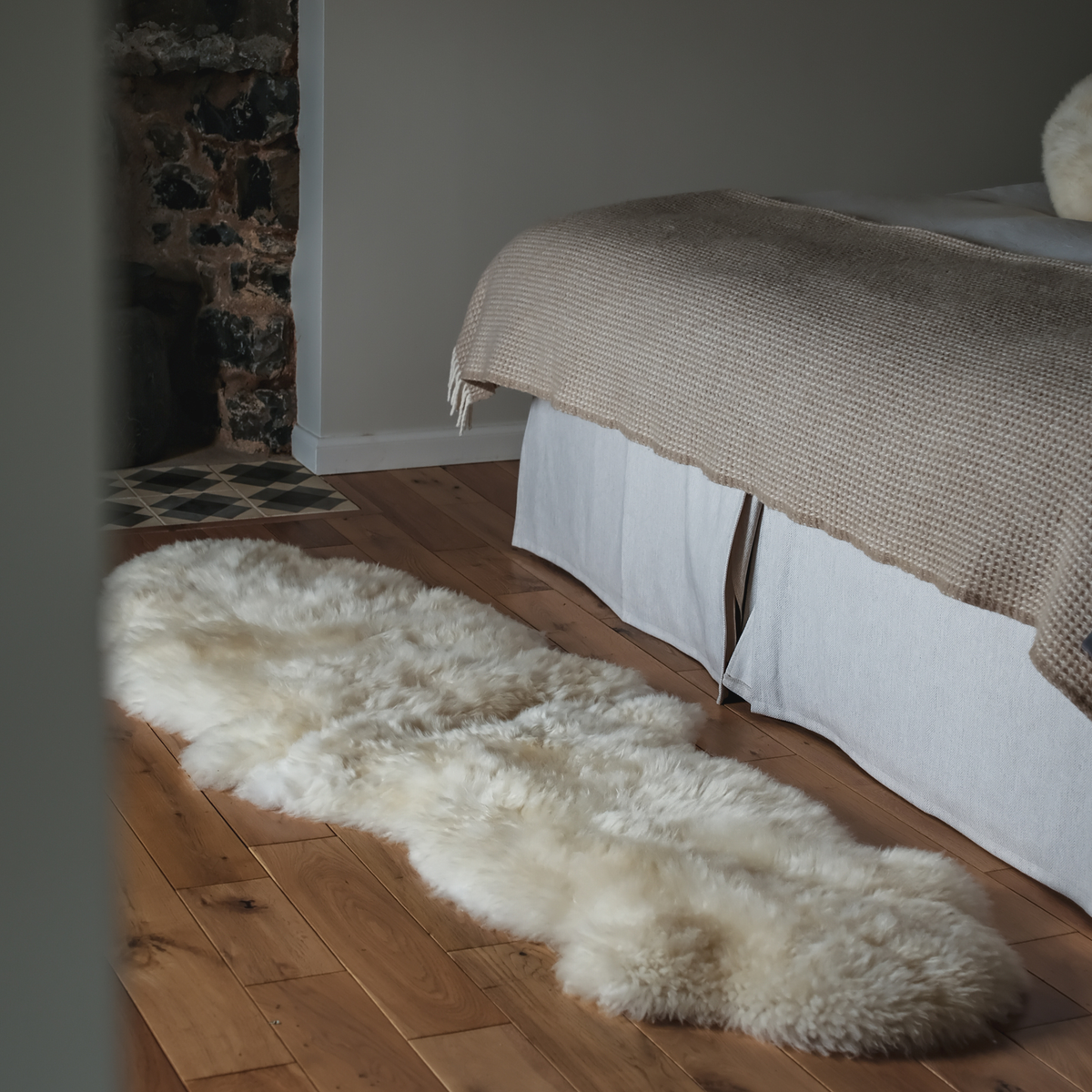 Natural White End-to-End Double Sheepskin Rug / Throw