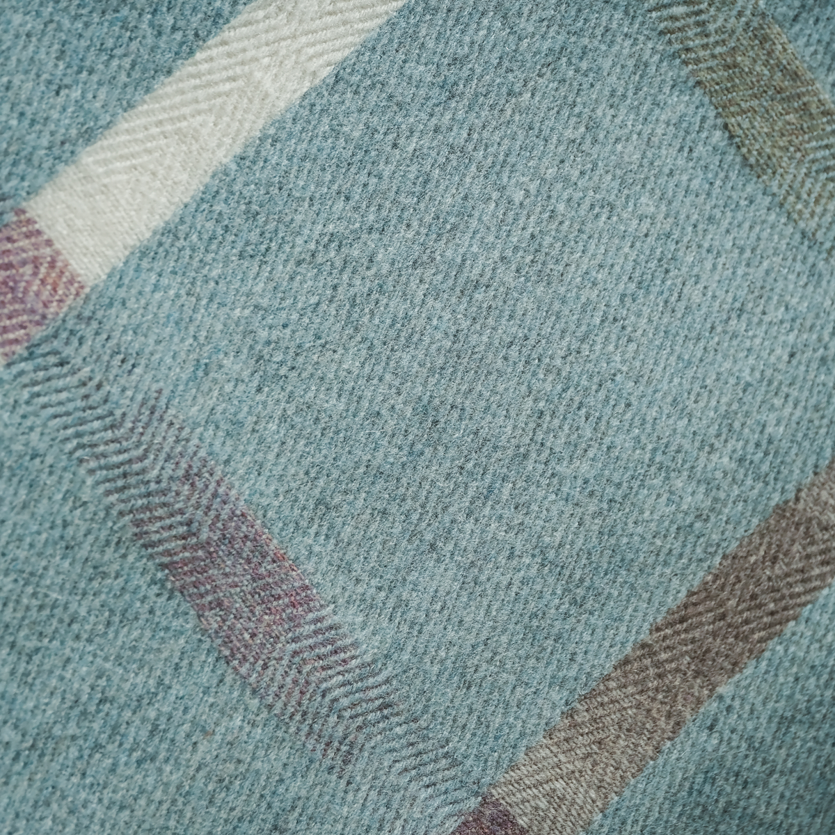 Remony Throw Arctic