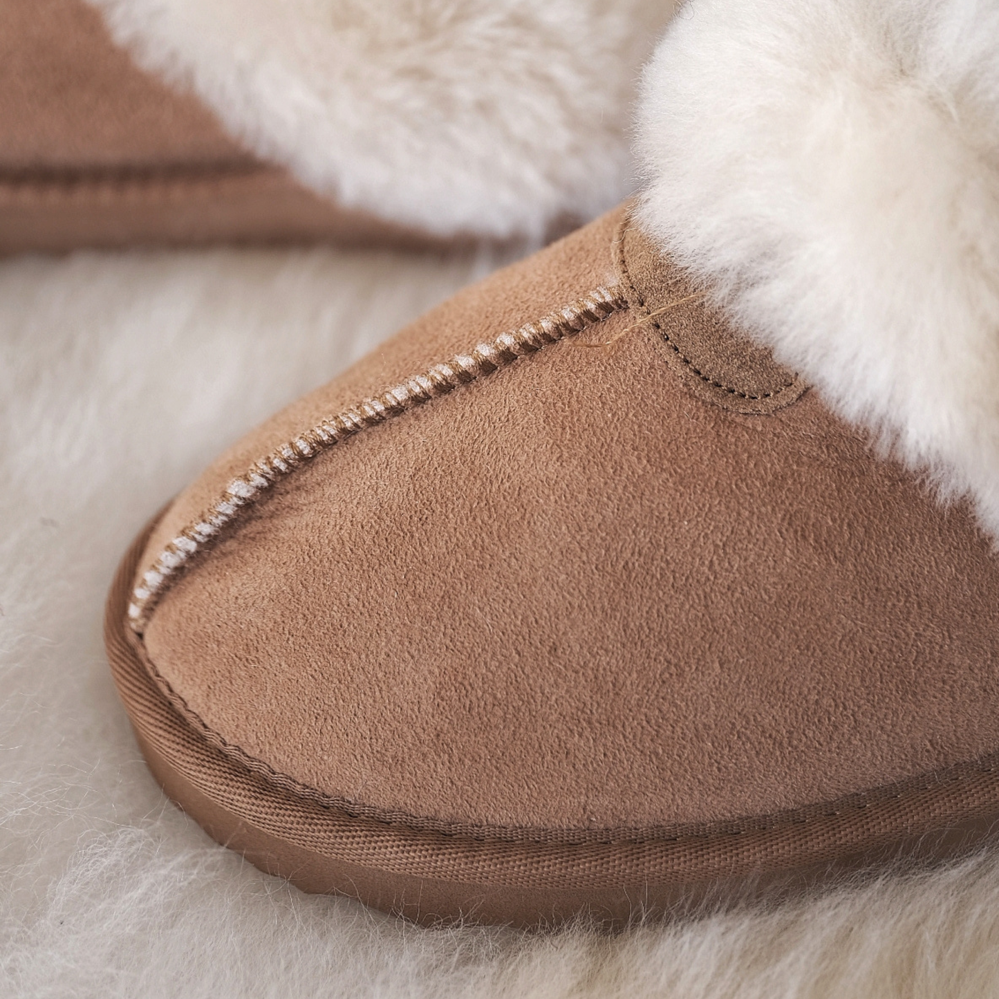 SHEEPSKIN MULE SLIPPERS CHESTNUT (UK 4-8)