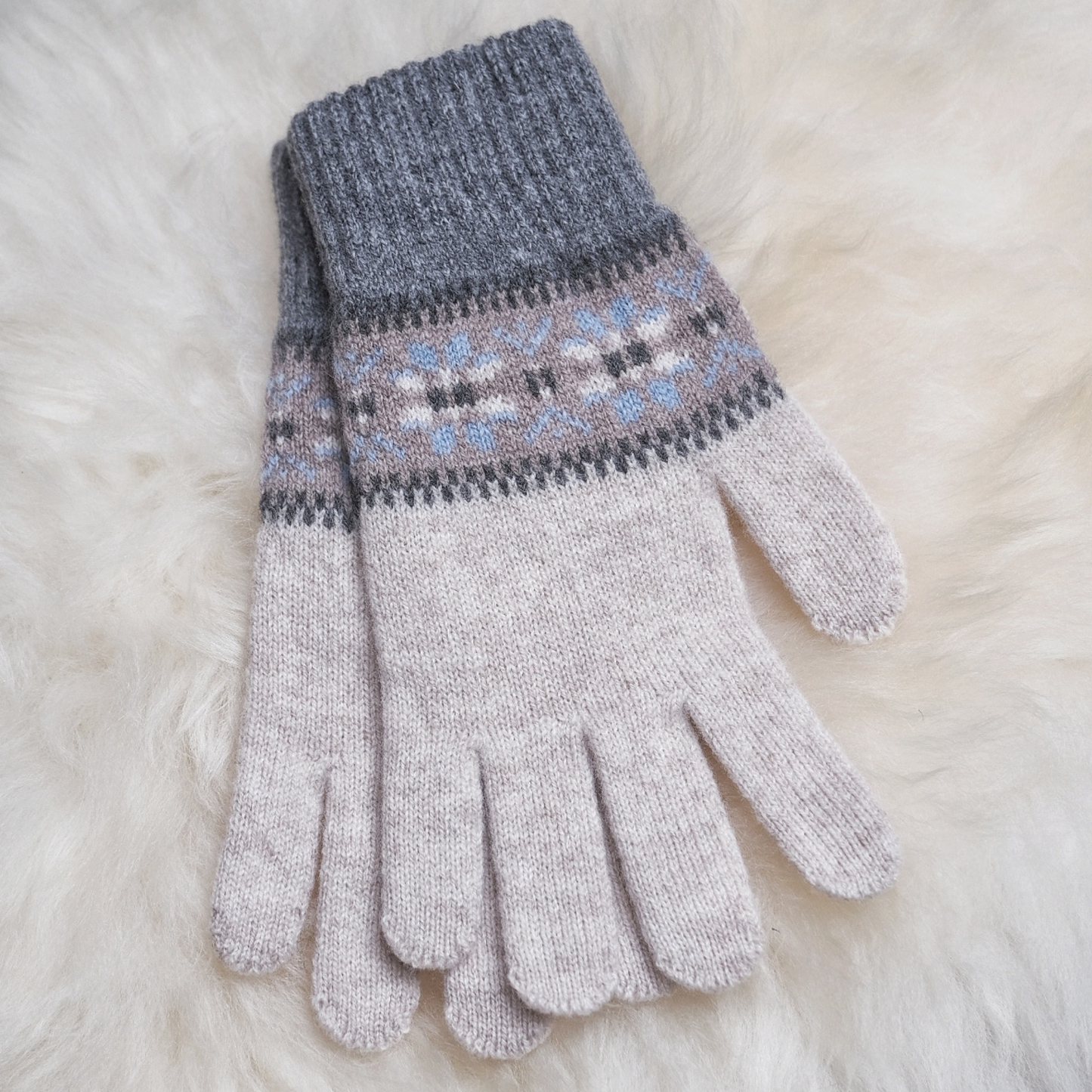 Islay Gloves choice of colours