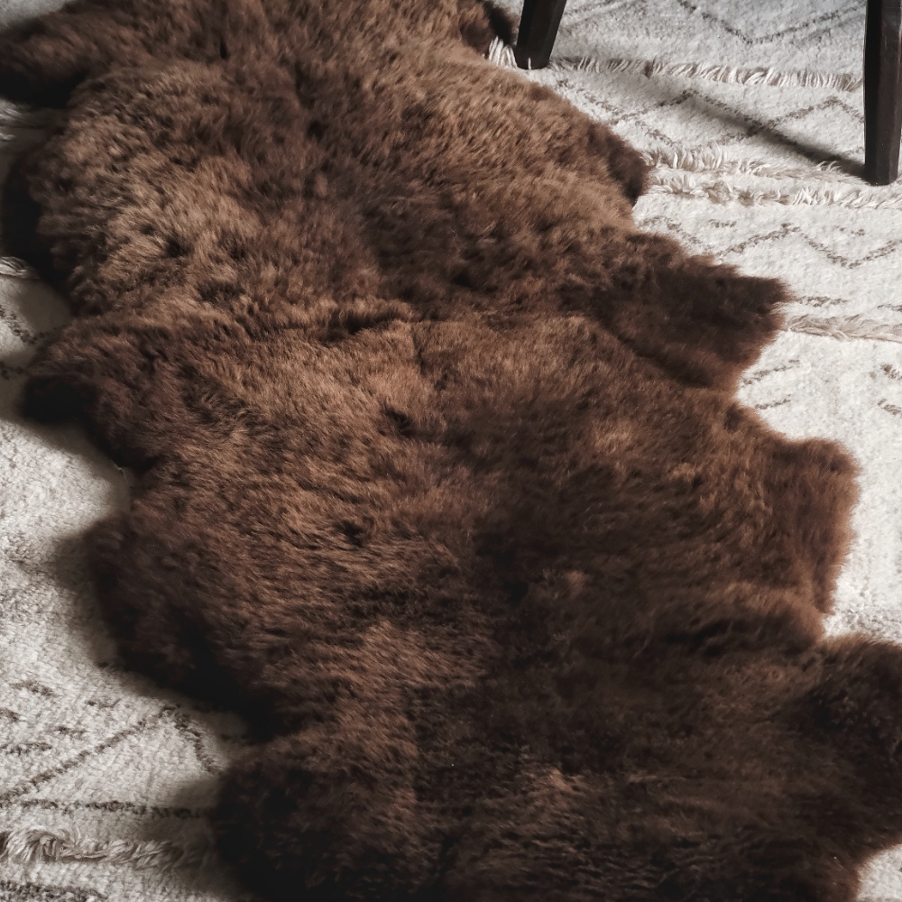 NATURAL BROWN DOUBLE END TO END SHEEPSKIN RUG / THROW 185X70CMS