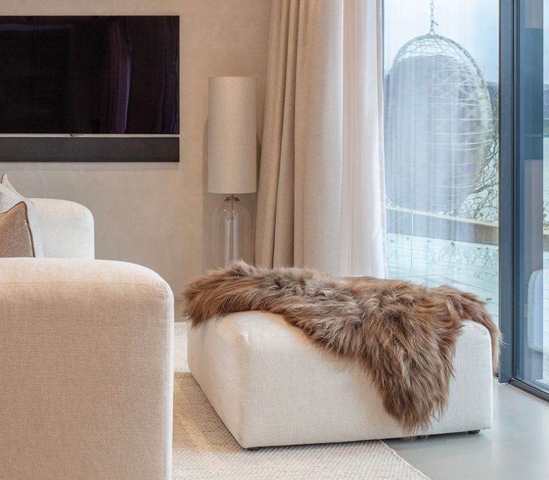 ICELANDIC WALNUT SHEEPSKIN RUG/THROW (DYED)