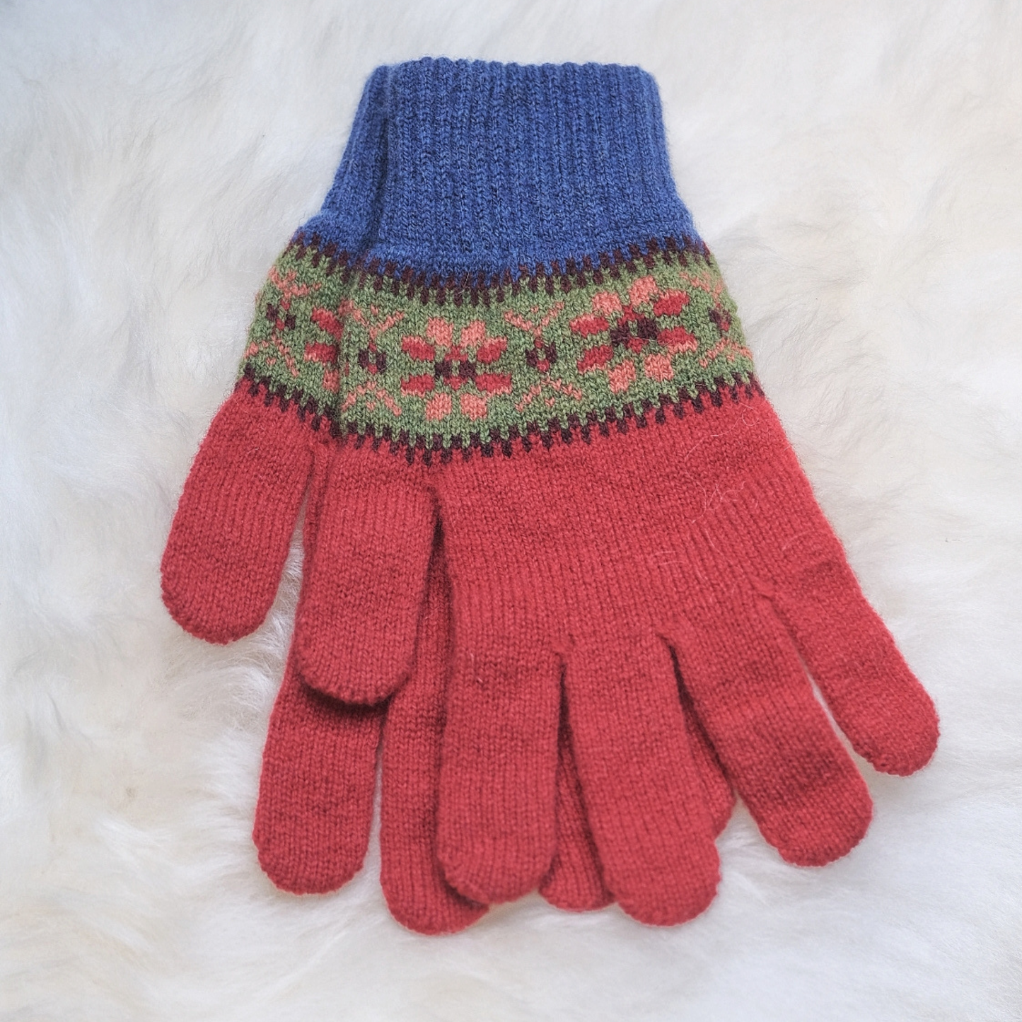 Islay Gloves choice of colours