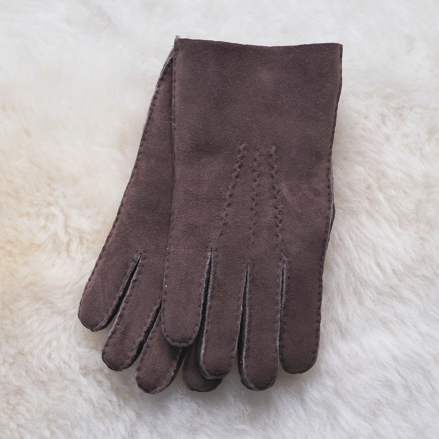MEN'S SHEEPSKIN GLOVES IN BLACK OR BROWN (HANDSEWN)