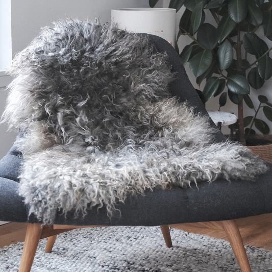 Light Norse XL Sheepskin Rug / Throw
