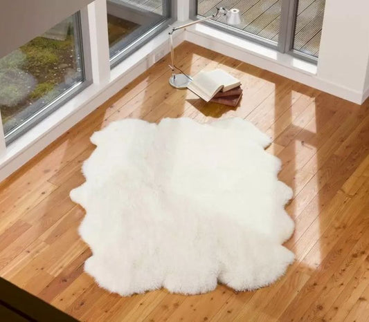 NATURAL WHITE SEXTO SHEEPSKIN RUG 190X140CMS